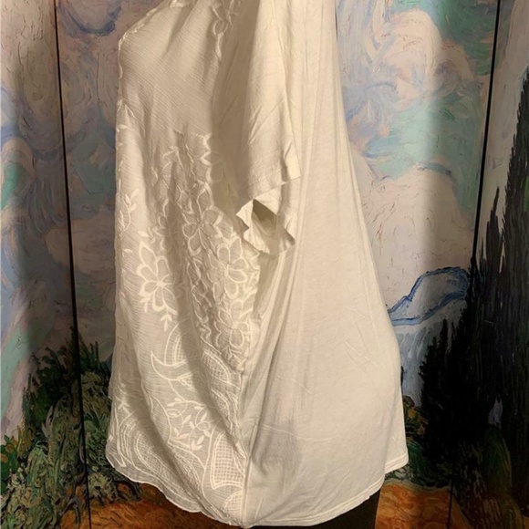 Curations  Ivory Sheer Embroidered Tunic Top - Picture 5 of 6
